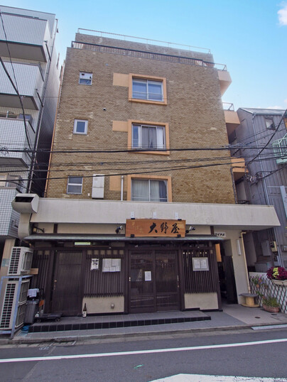 八幡ロイヤル