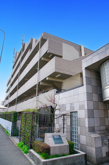 ロイヤルステージ東寺尾