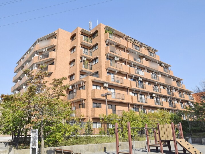 ライオンズマンション大倉山第２