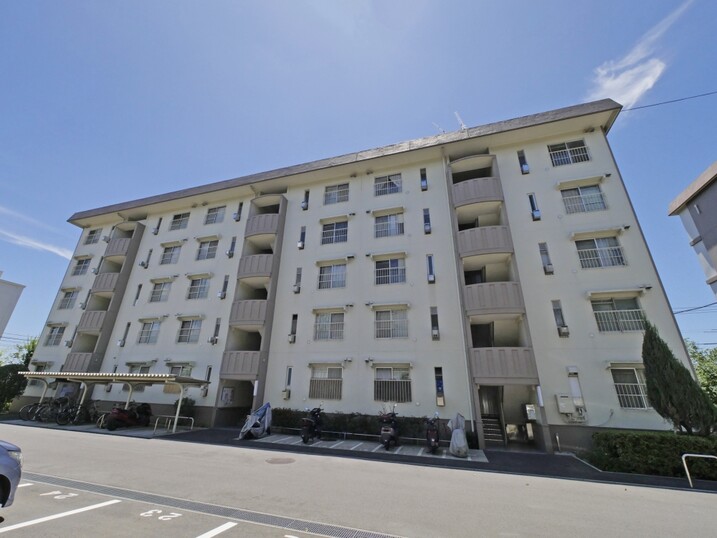 新桜ヶ丘ハイツ２号棟