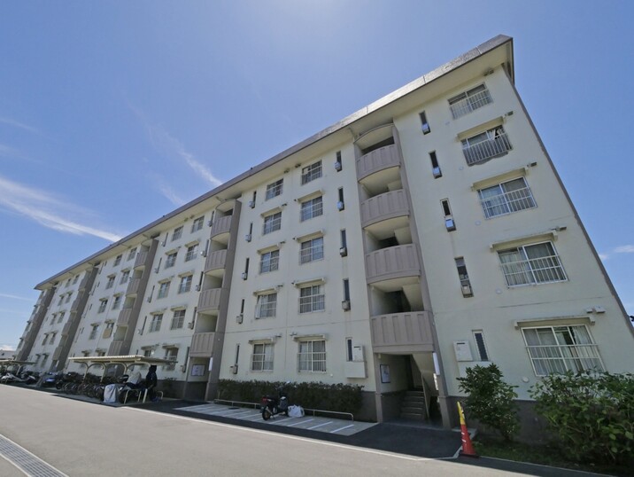 新桜ヶ丘ハイツ３号棟