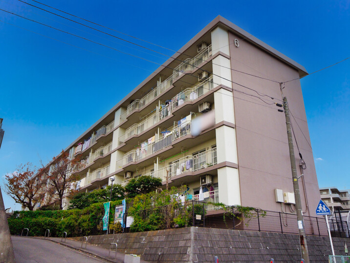 新桜ヶ丘ハイツ６号棟