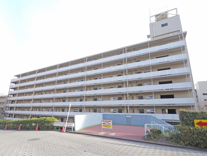 三ツ沢ハイタウン２号棟
