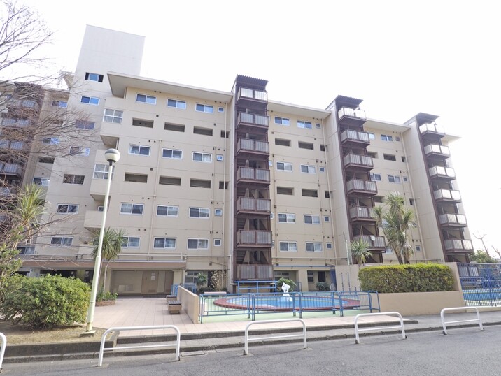 三ツ沢ハイタウン４号棟