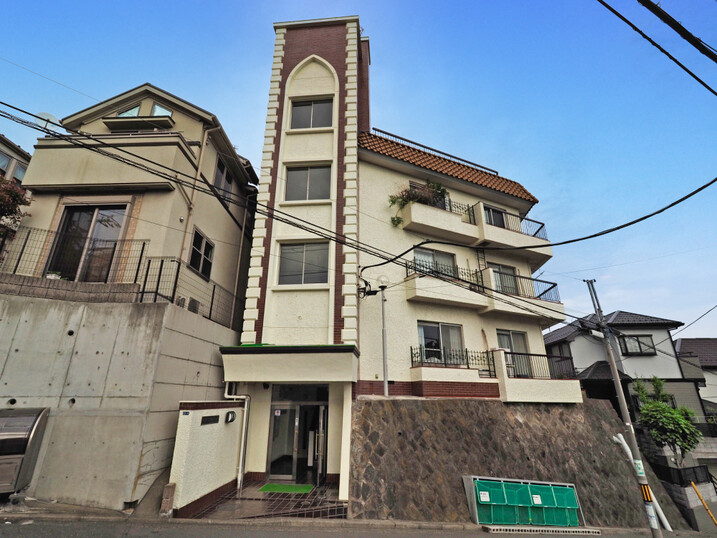 ロアールマンション東寺尾
