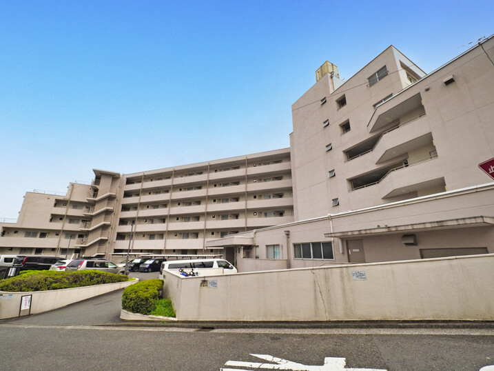 ドルフ弘明寺