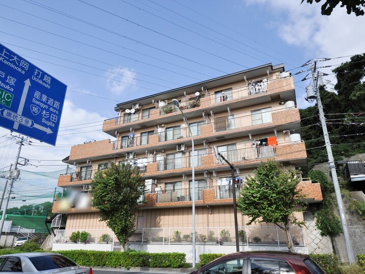 ライオンズマンション杉田第３