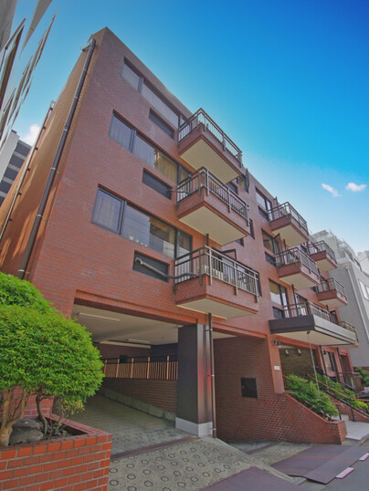 ローレル永田町