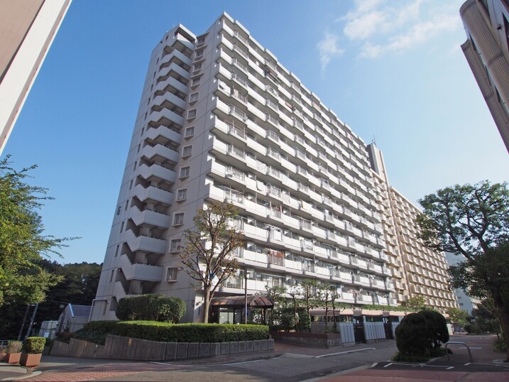 八潮ハイツ６号棟