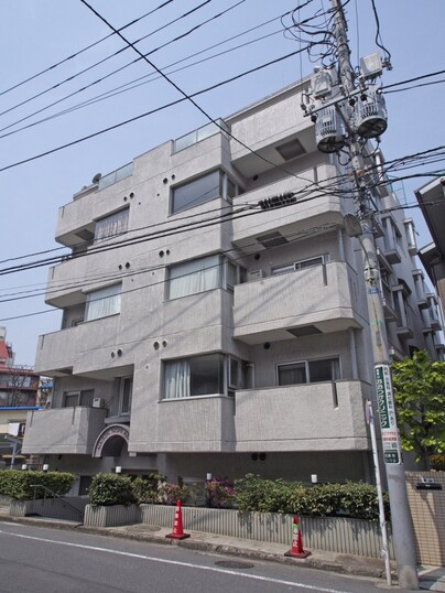 メイゾン西麻布