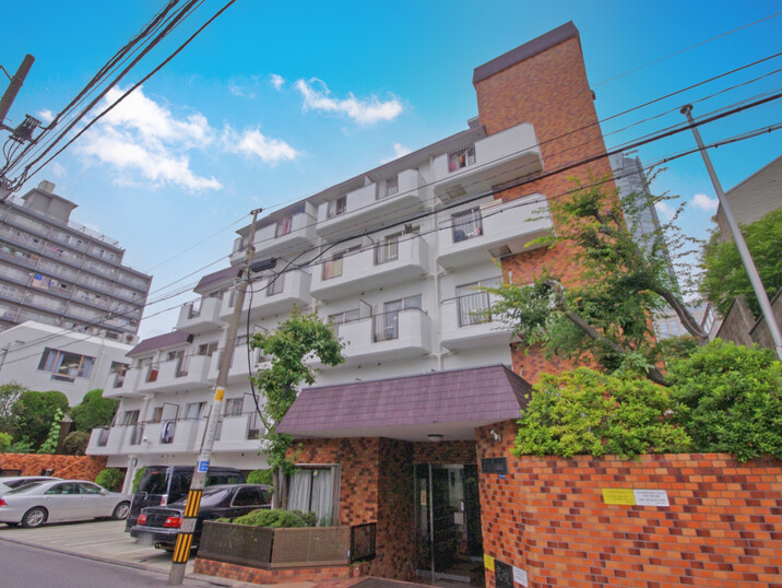 クラウン西麻布