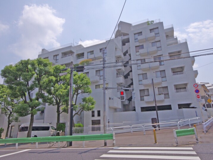 パセオ三光坂