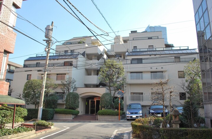 赤坂新坂ハウス