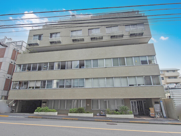 いづみハイツ市ヶ谷
