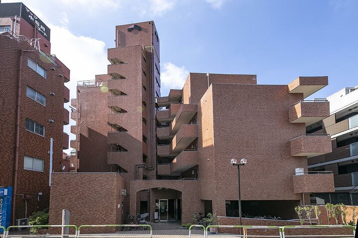 シャンボール小石川