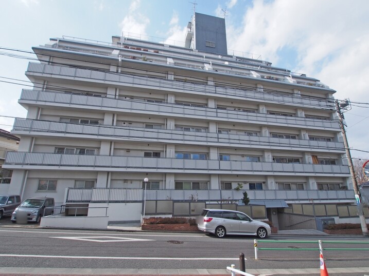 日商岩井弥生町マンション