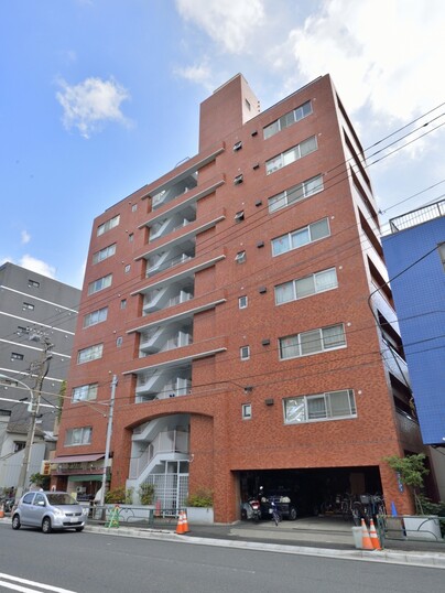 シャンボール東向島