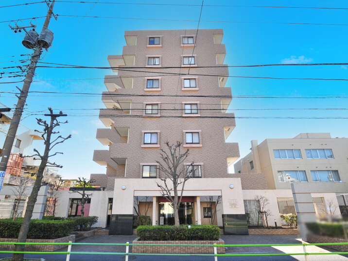 ヴィルヌーブ立石