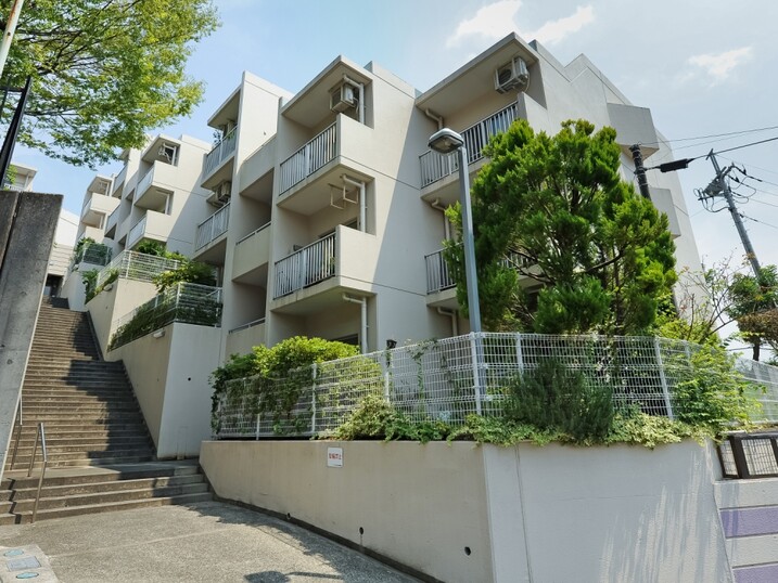 エクセル鶴川