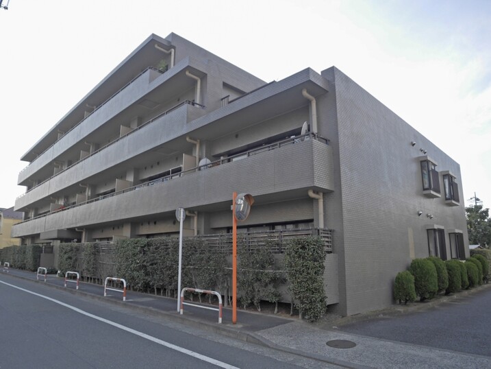 ファミール調布