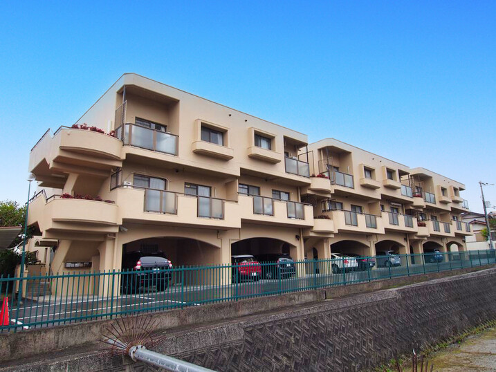 逆瀬川グランドビューハイツ