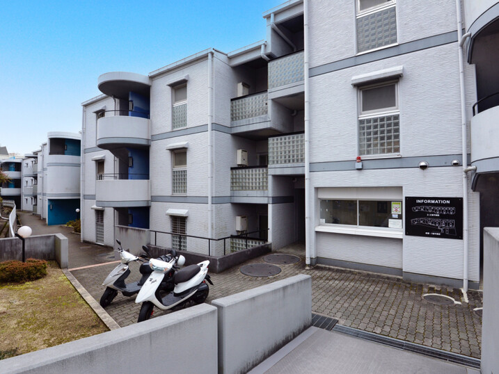 コンドミニアム山下駅前
