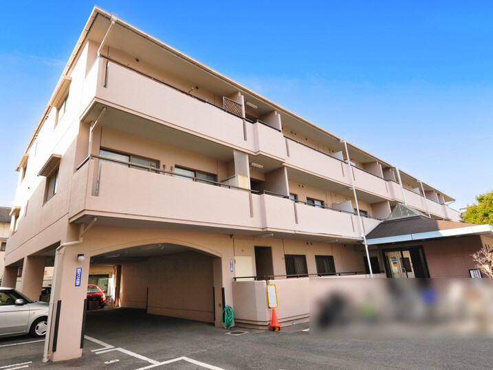 南町ヴィラ・オートリ