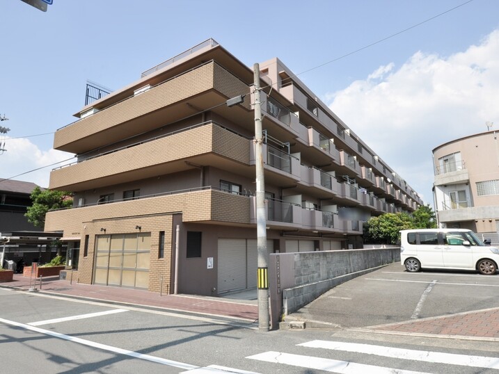 朝日プラザ鶴見
