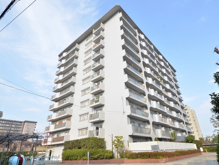 日商岩井城北ハイツ１号館