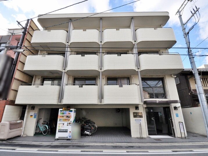 デトムワン御所南