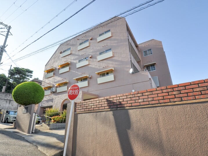 仁川月見ガ丘マンション