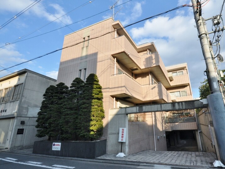 ロイヤルコート御所西