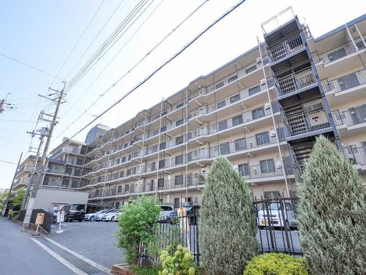 日商岩井香里ヶ丘マンション