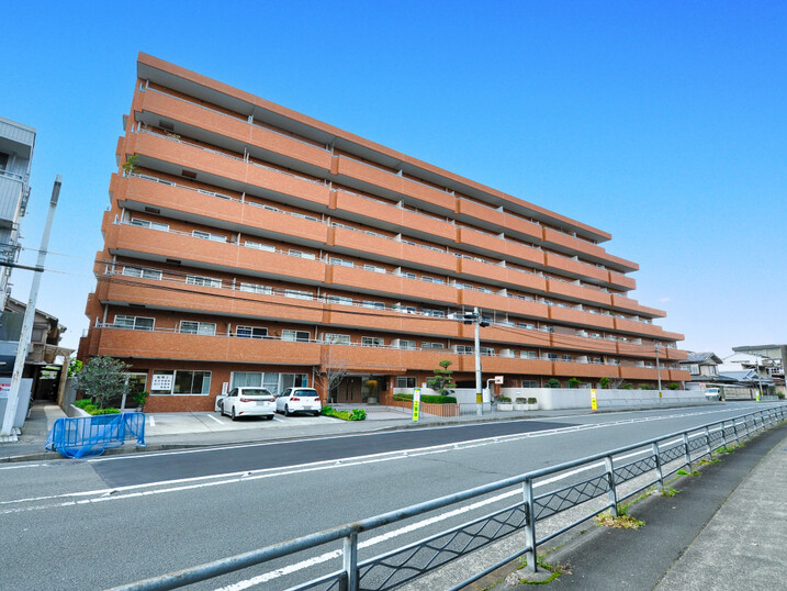 ハイラーク西京極