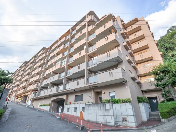 サンロイヤル池田バードヒルズ３号館