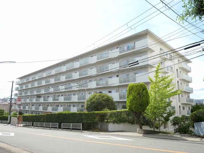 豊中メゾン桃山台１号棟