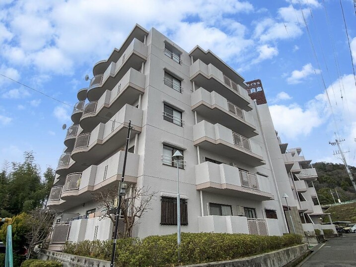 サンロイヤル白島