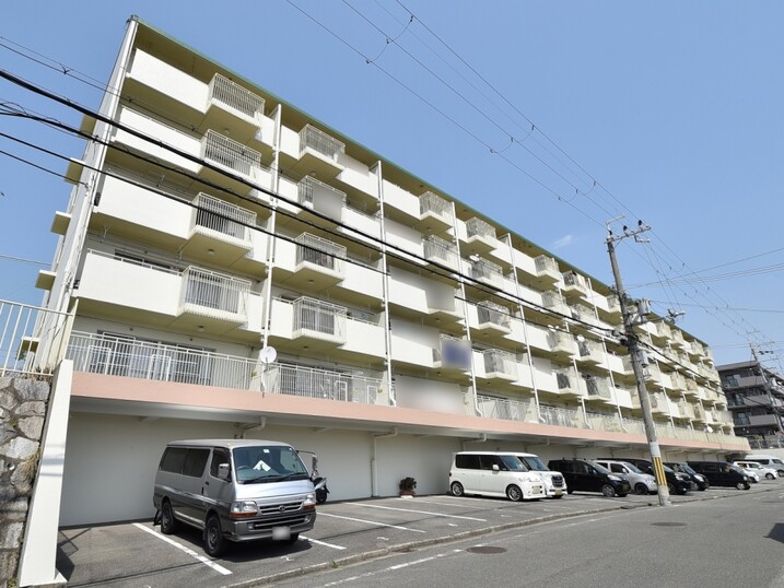 イトーピア高槻松が丘Ａ棟東
