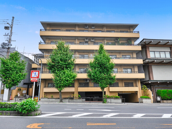 インペリアル東岡崎