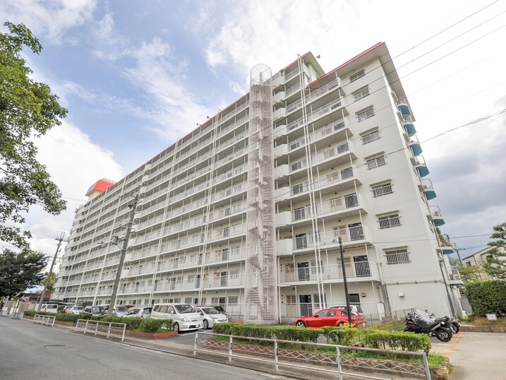 日商岩井桂川ハイツ２号館
