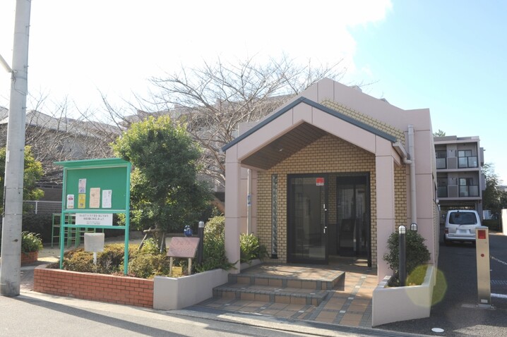 諏訪ノ森ガーデンハウス