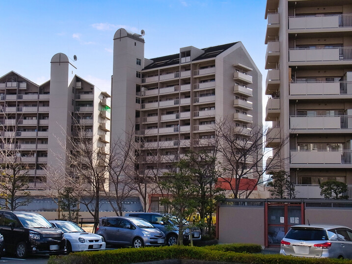 阪急ヒルズコート高槻３番館