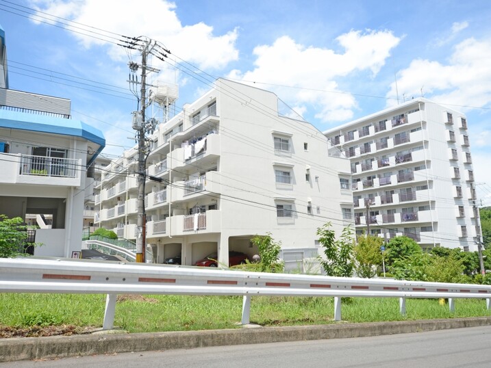 緑地公園パークマンション