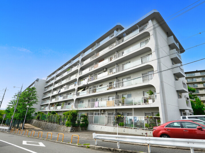 千里泉ヶ丘スカイハイツ１号館