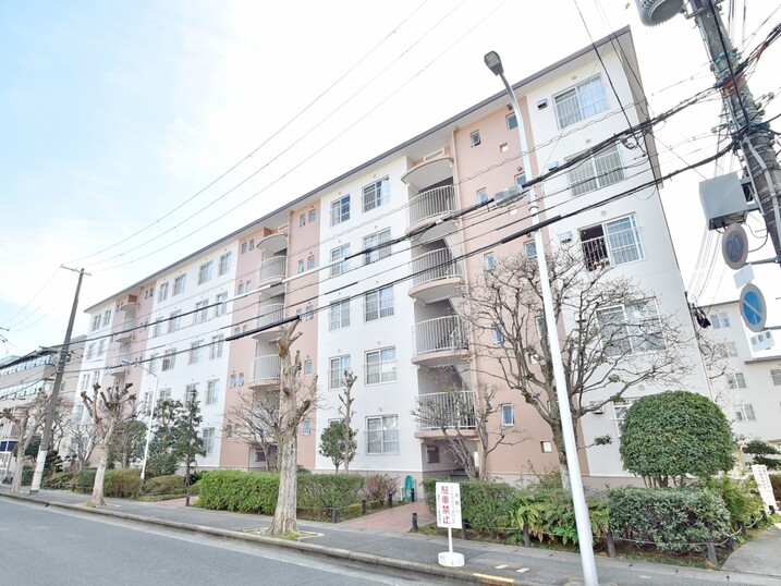 箕面ハイツ１号棟