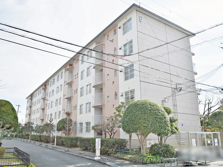 箕面ハイツ６号棟