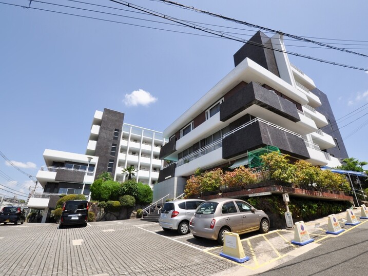 千里山グランドハイツ