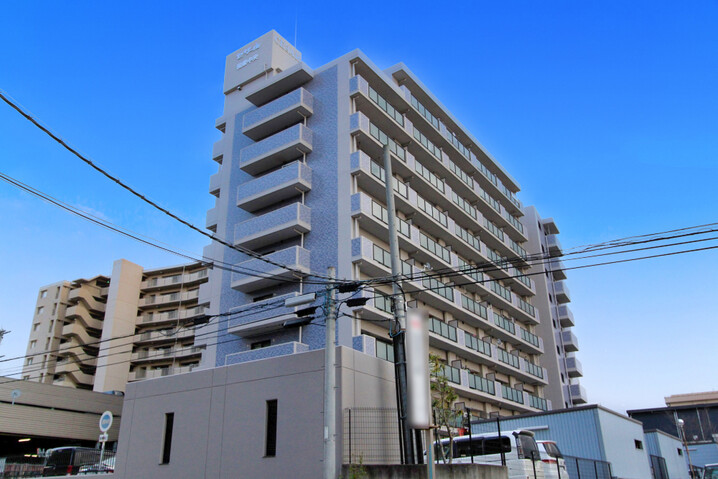 セザール和泉中央