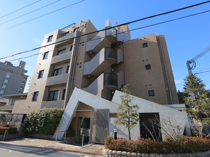 ロイヤル甲東園