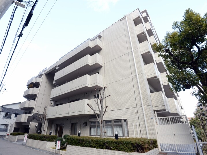 アジュール宝塚南口